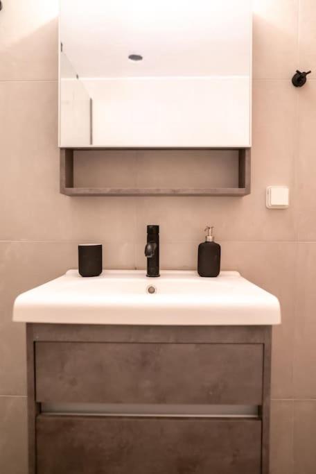 Appartement Olvia A Breath Away From Old Town Center à Réthymnon Extérieur photo